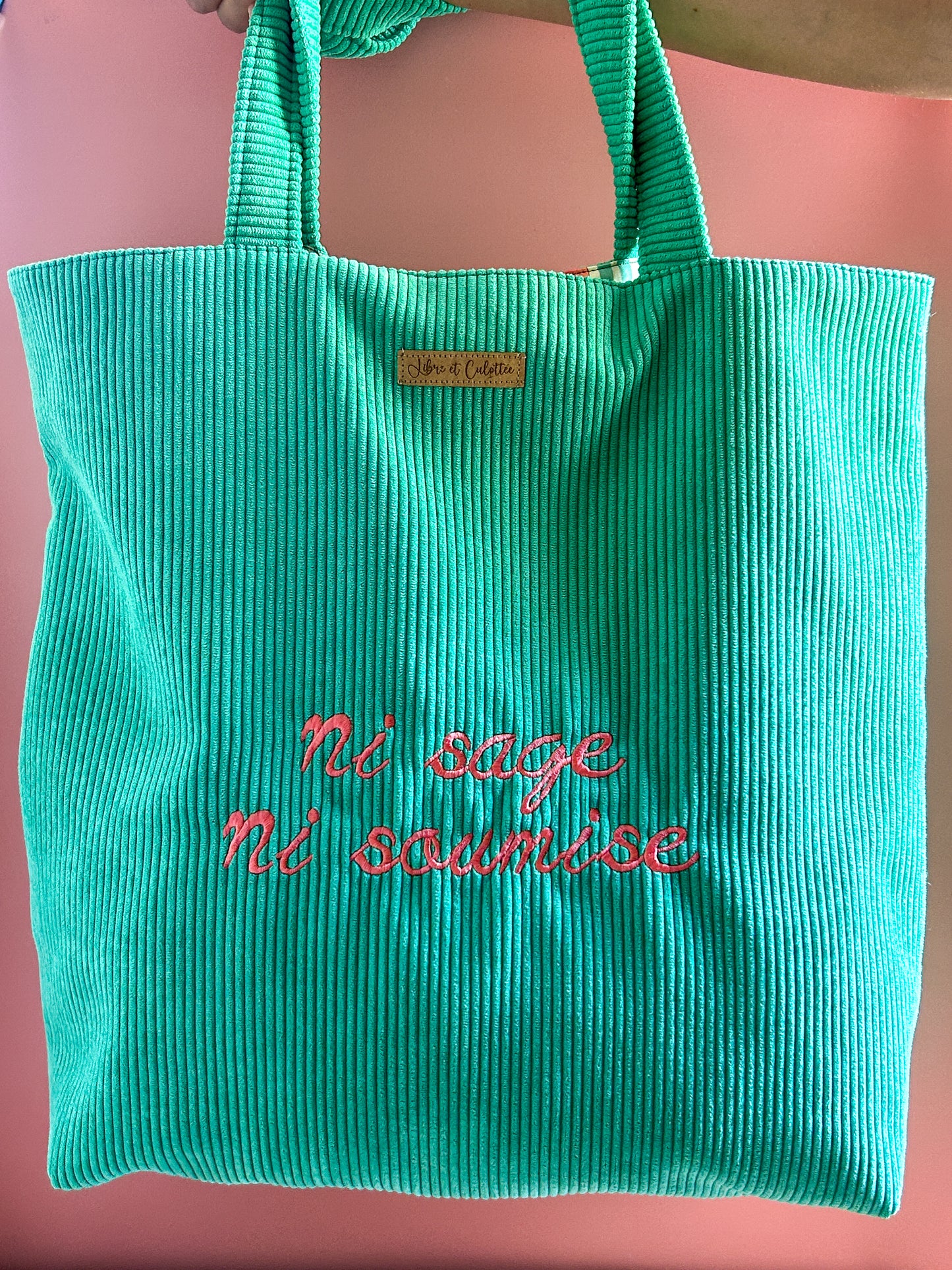 Cabas La Culottée – Brodée “ni sage ni soumise” - Velours / La Peachy
