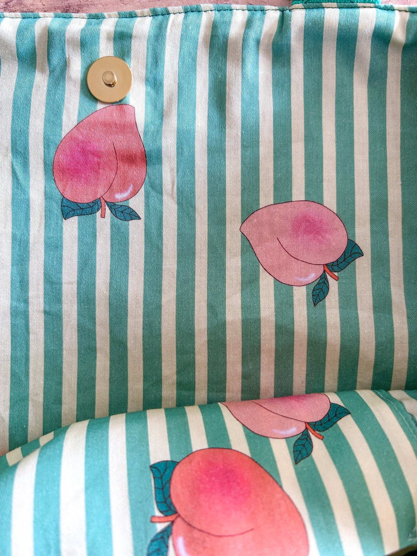 Cabas La Culottée – Brodée “ni sage ni soumise” - Velours / La Peachy