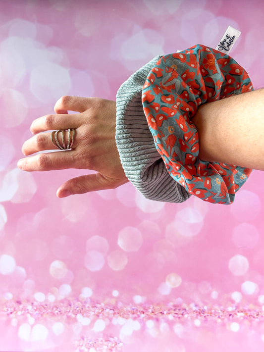 Pochon L'Intrépide – Velours gris / La Florissante