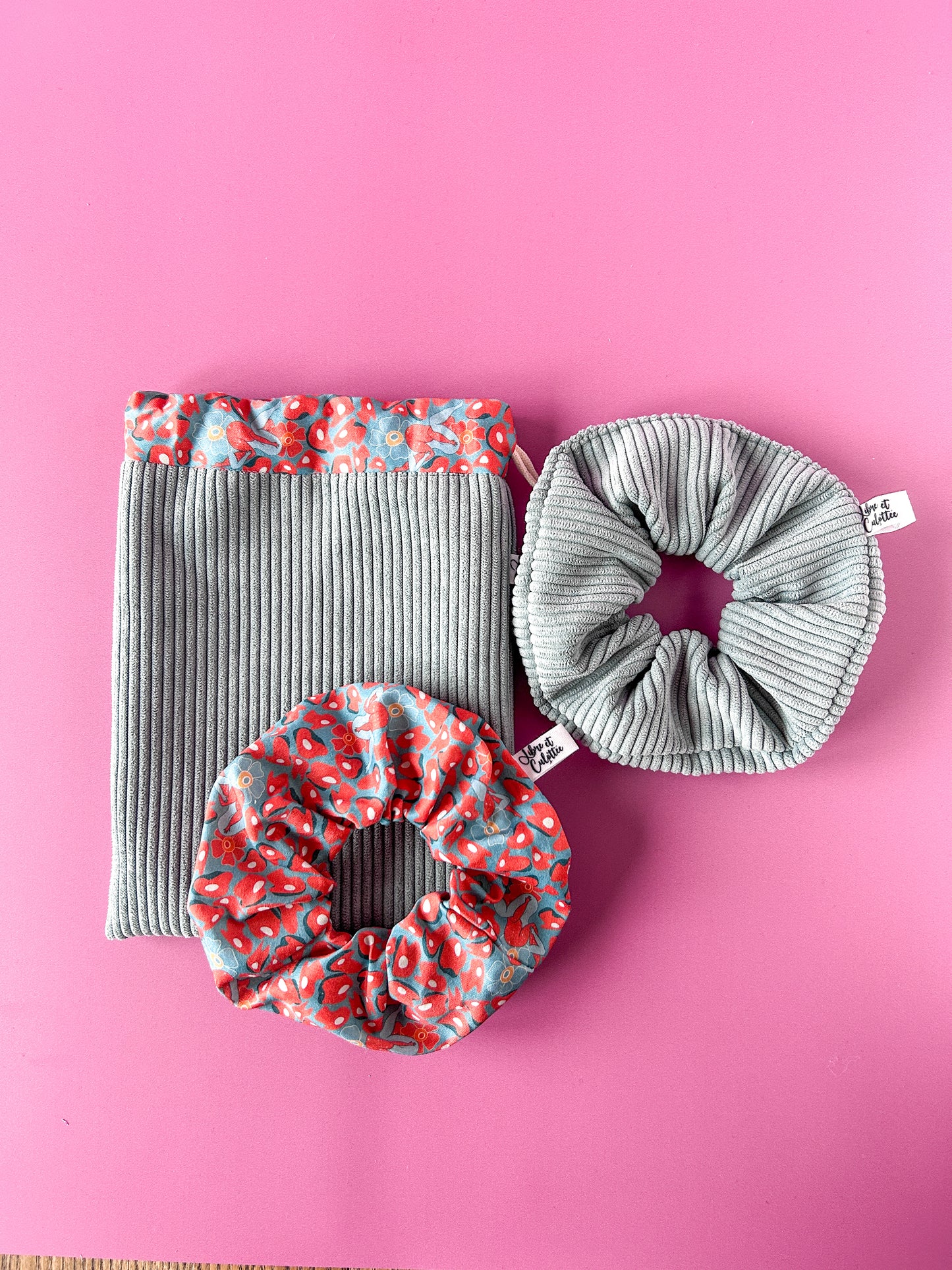 Pochon L'Intrépide – Velours gris / La Florissante