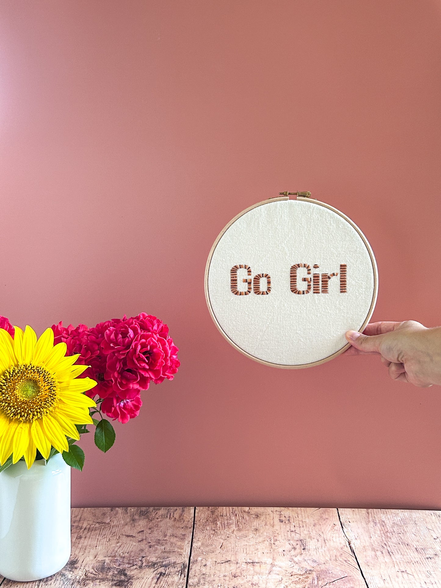 Cercle à broder La Libérée - Go Girl !