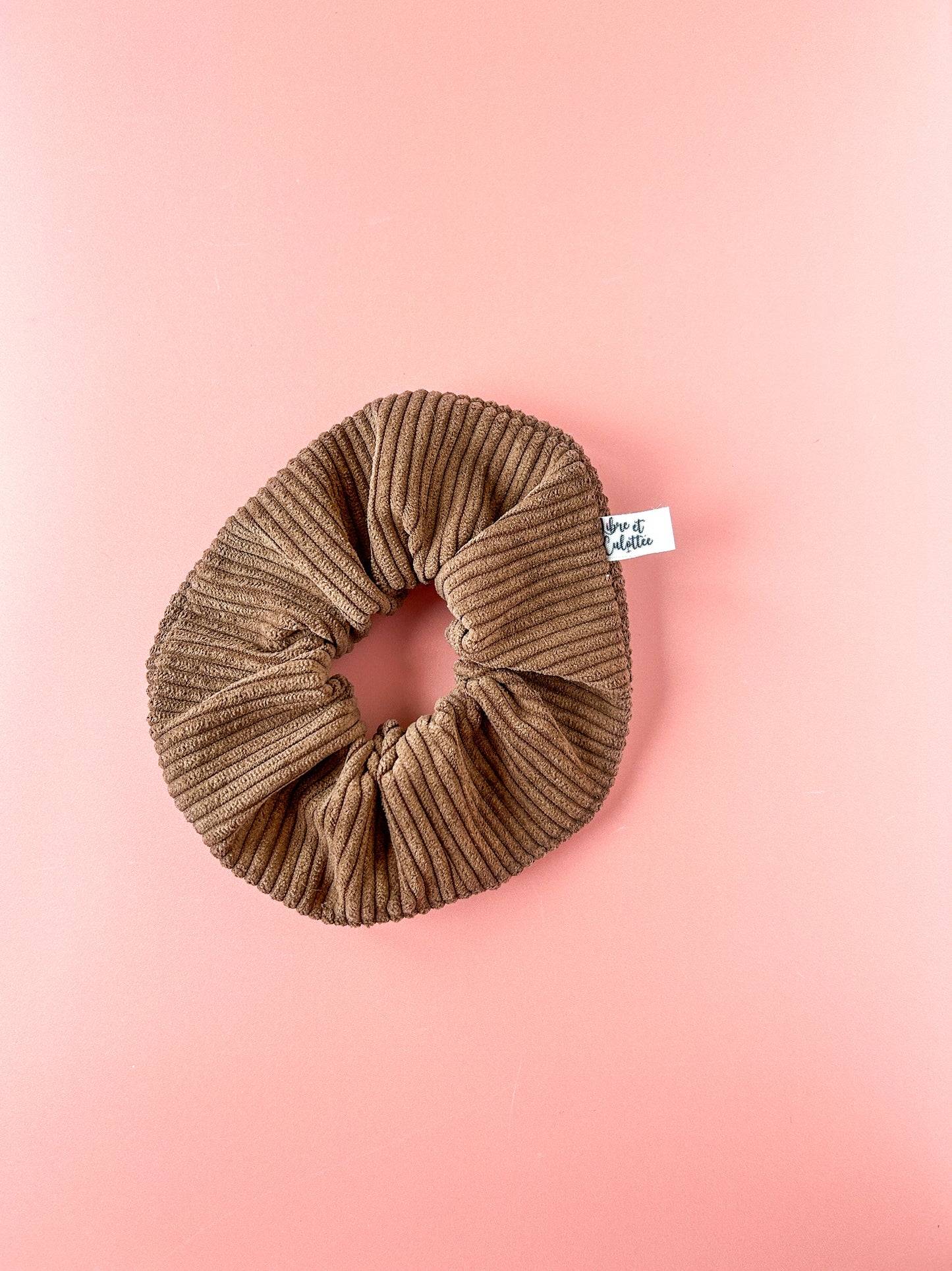 Chouchou L’Audacieuse – Velours uni marron