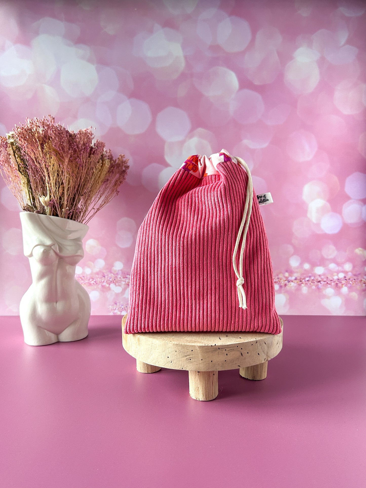 Pochon L'Intrépide – Velours corail / Girl Power