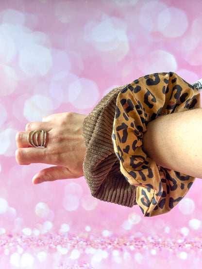 Pochon L'Intrépide – Velours marron / La Féline