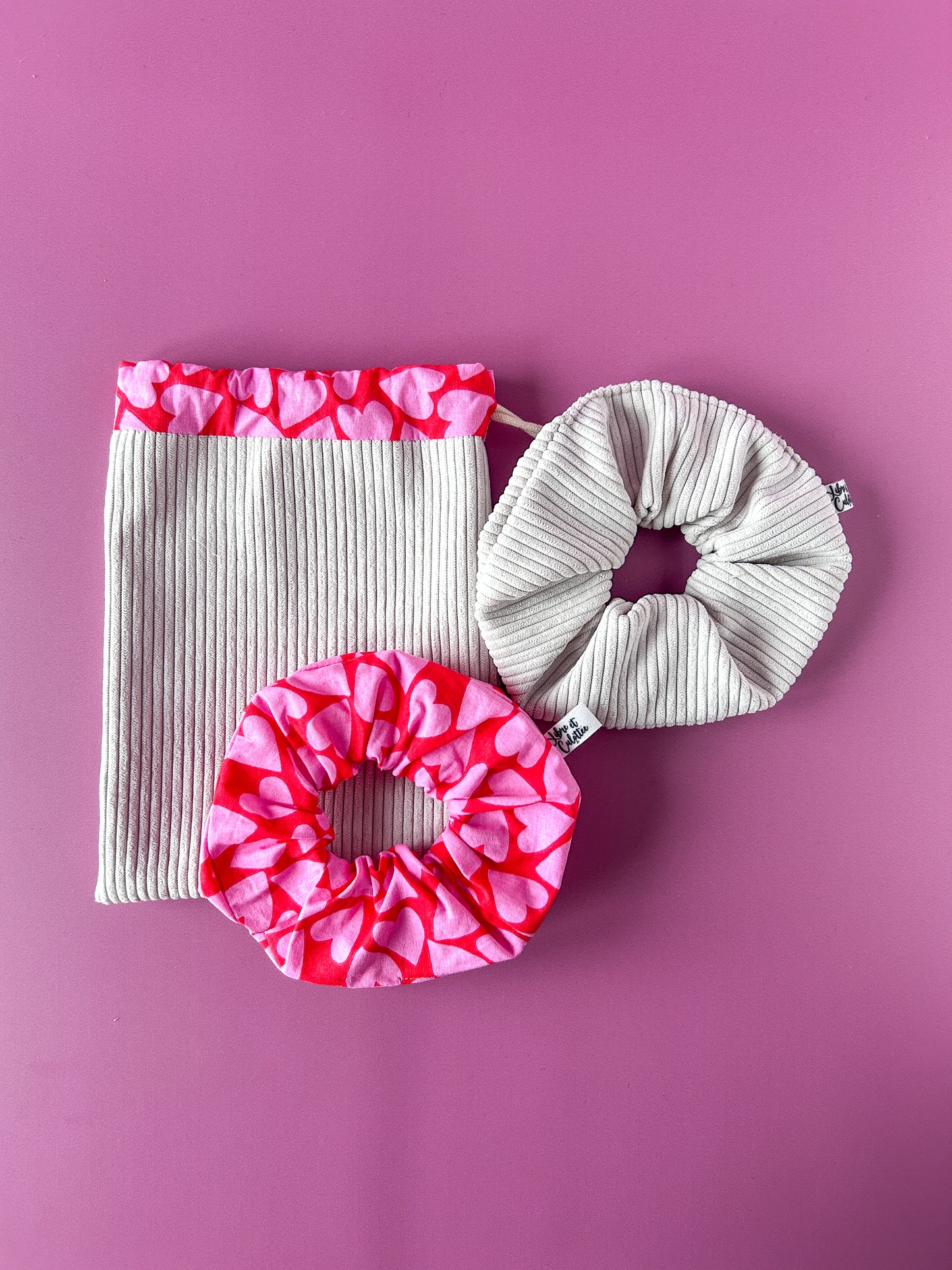 Pochon L'Intrépide – Velours beige / L'Ardente