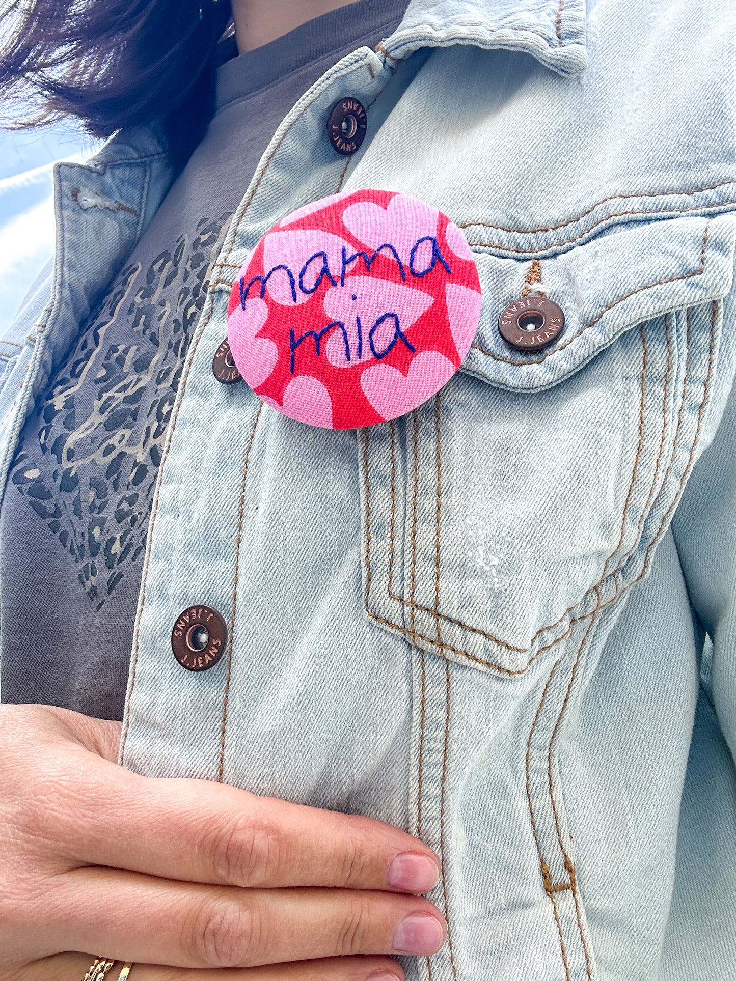 Badge brodé - mama mia 6.5cm