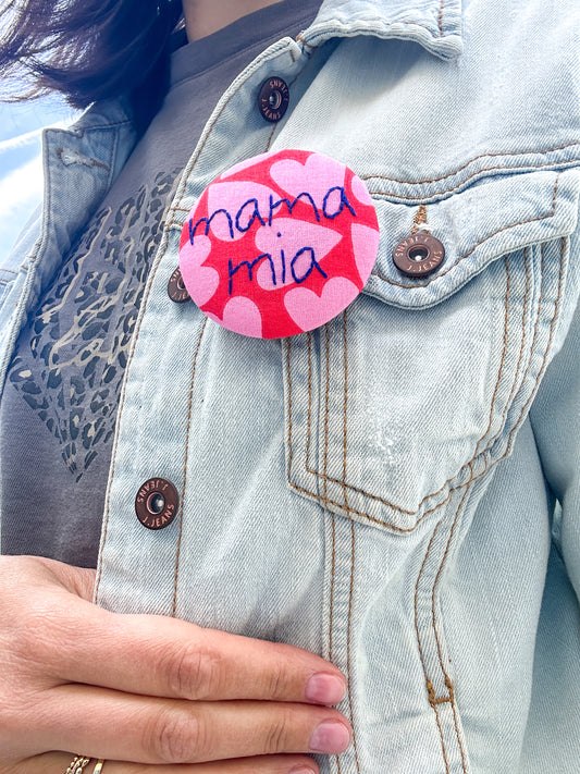 Badge brodé - mama mia 6.5cm