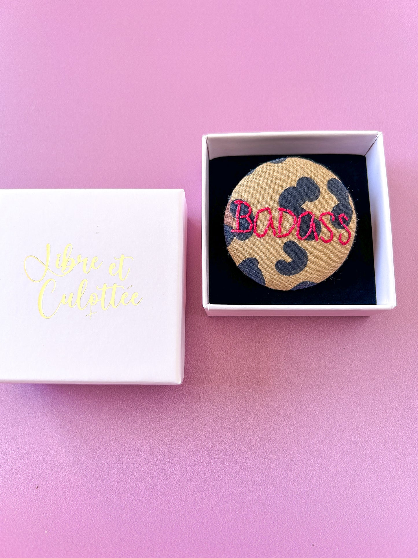 Badge brodé - Badass 4.5cm